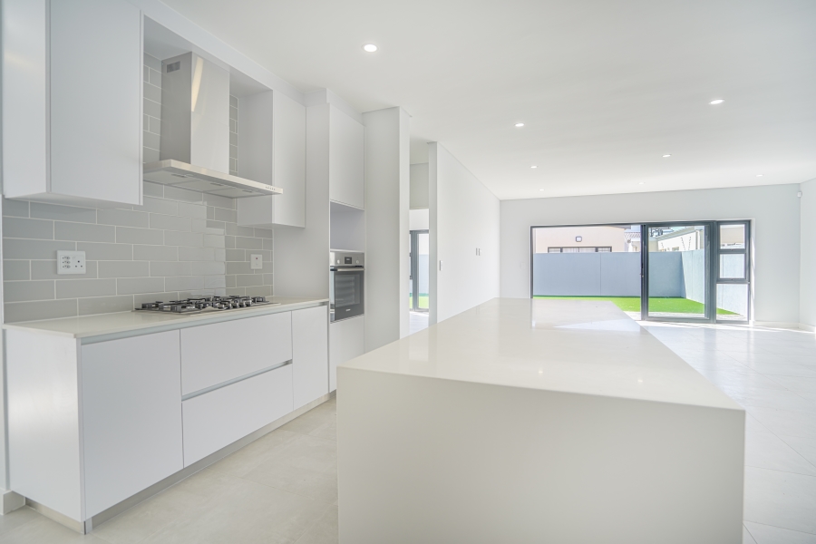 4 Bedroom Property for Sale in Sandown Western Cape